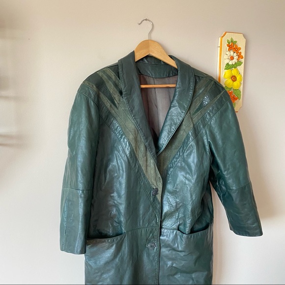 Vintage Green Genuine Leather Trench Coat with Triangle Pattern - Picture 3 of 16